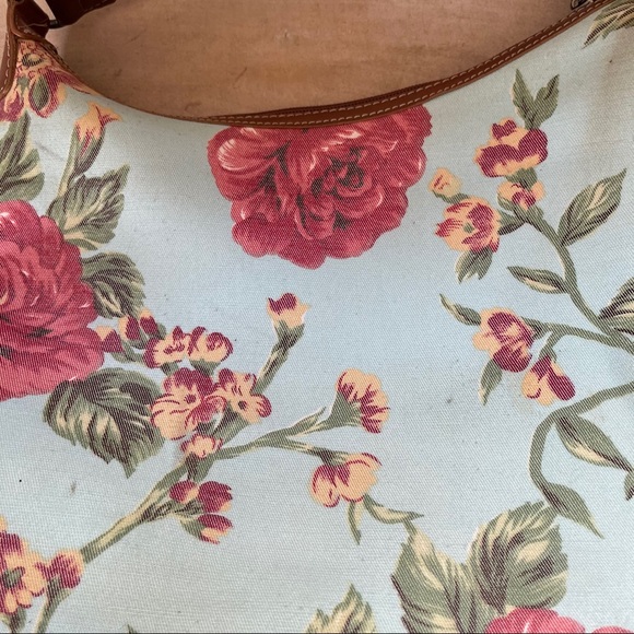 Fossil Classic #75082 Floral Shoulder Handbag - Picture 5 of 10